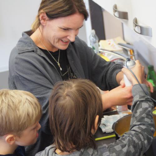 Bäuerinnen an Schule7