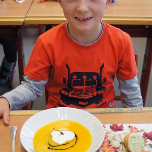 Bäuerinnen an Schule8